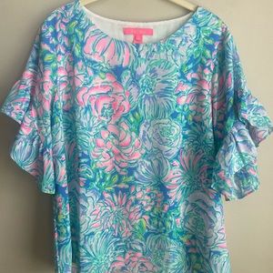 Lilly Pulitzer size M ruffle sleeve top
